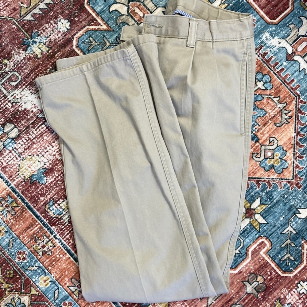 Chaps adjustable waist khakis size 18